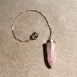 Kunzite - Pendule monté en argent - 4ème chakra